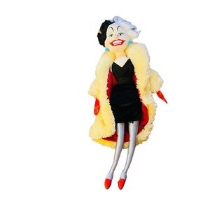 DISNEY STORE EXCLUSIVE Cruela Deville Soft Plush Doll